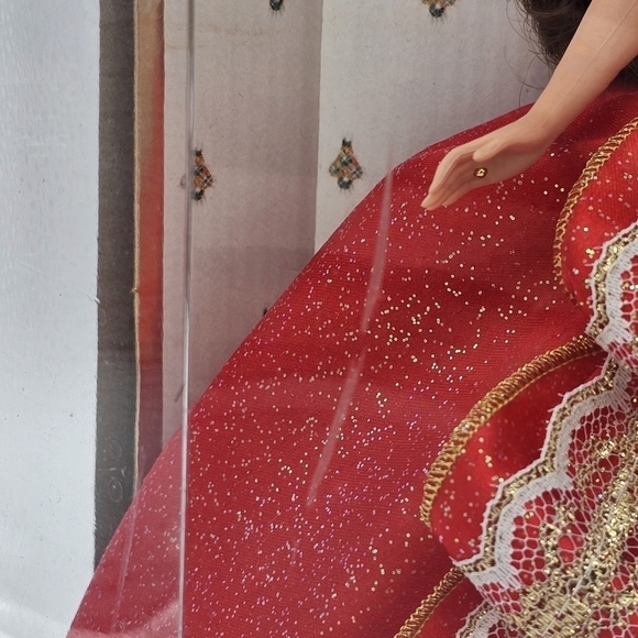 Barbie Happy Holidays Doll Special Edition 10th Aniversary Hallmark - Picture 5 of 8